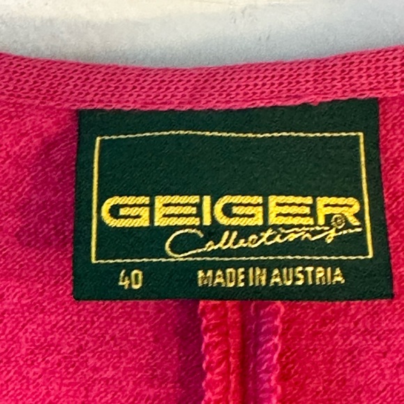 Vintage Geiger 100% Boiled Wool Pink Military Gold Button Long Line Sweater, 40 - Picture 8 of 12